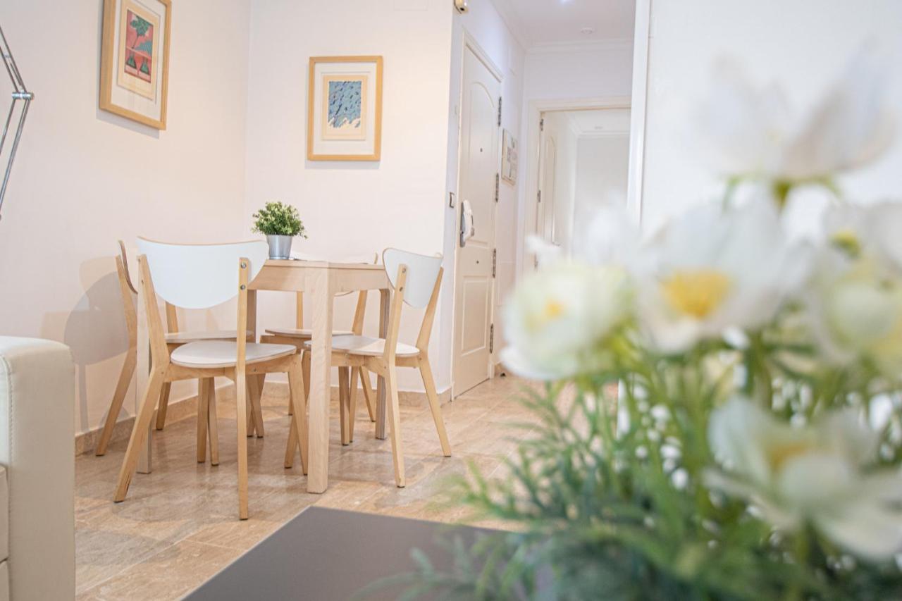Apartamento Las Letras Gaditanas Cadiz Bagian luar foto