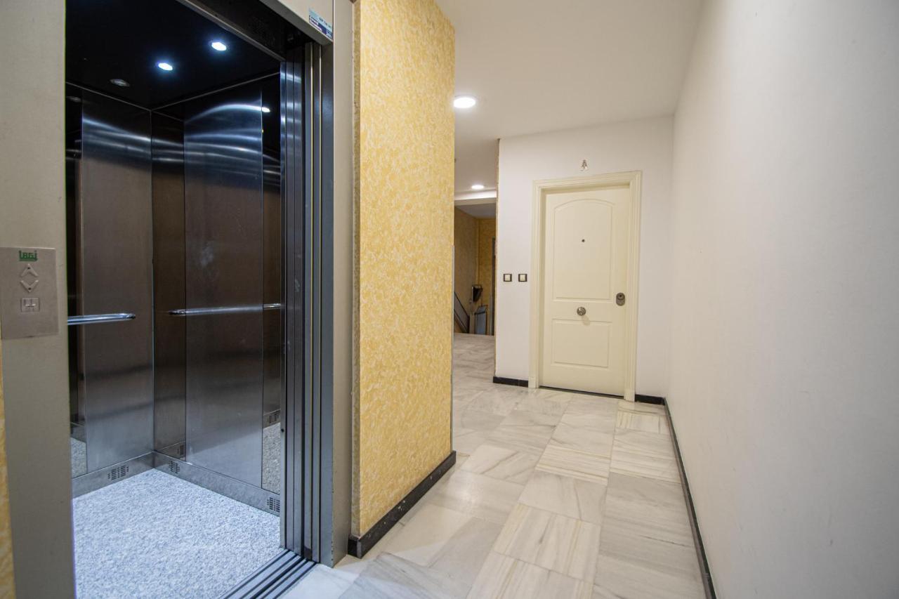 Apartamento Las Letras Gaditanas Cadiz Bagian luar foto
