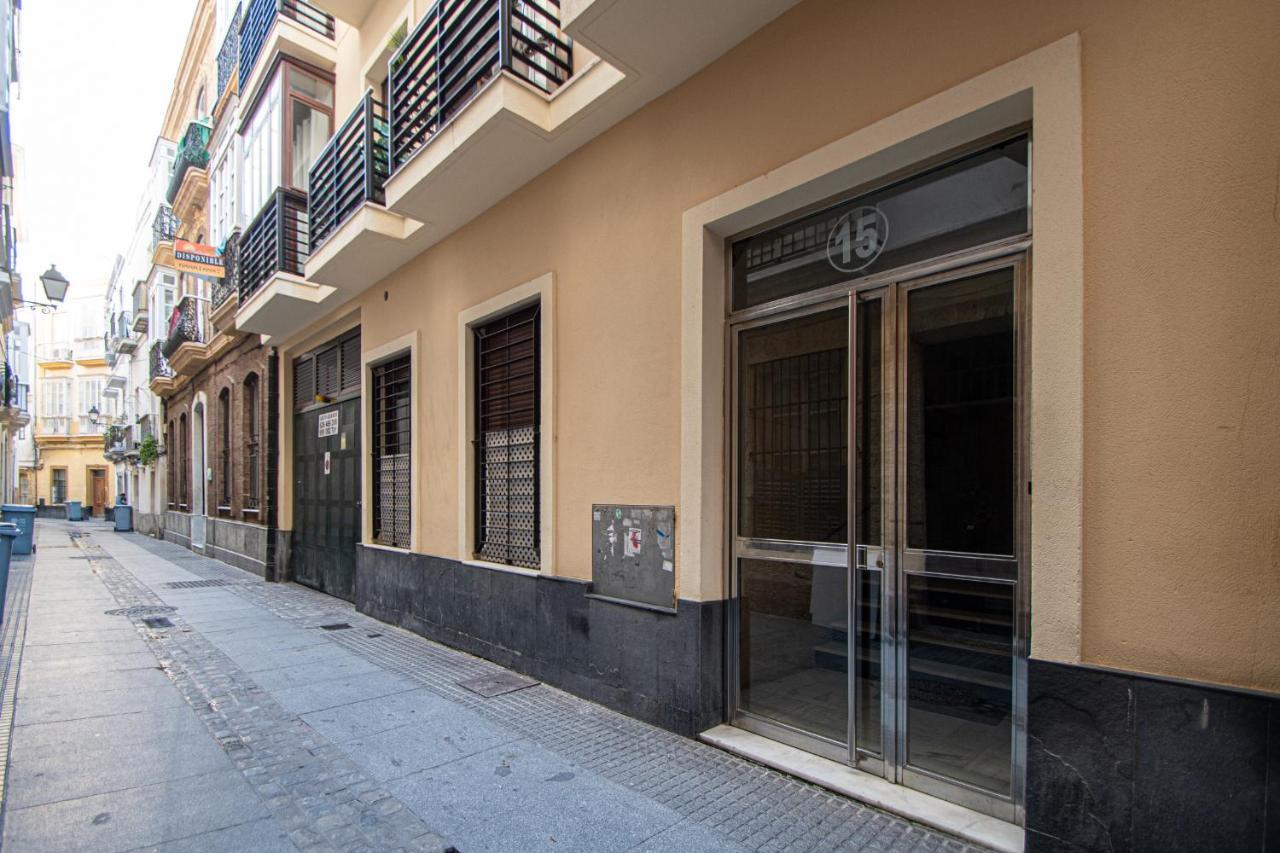Apartamento Las Letras Gaditanas Cadiz Bagian luar foto