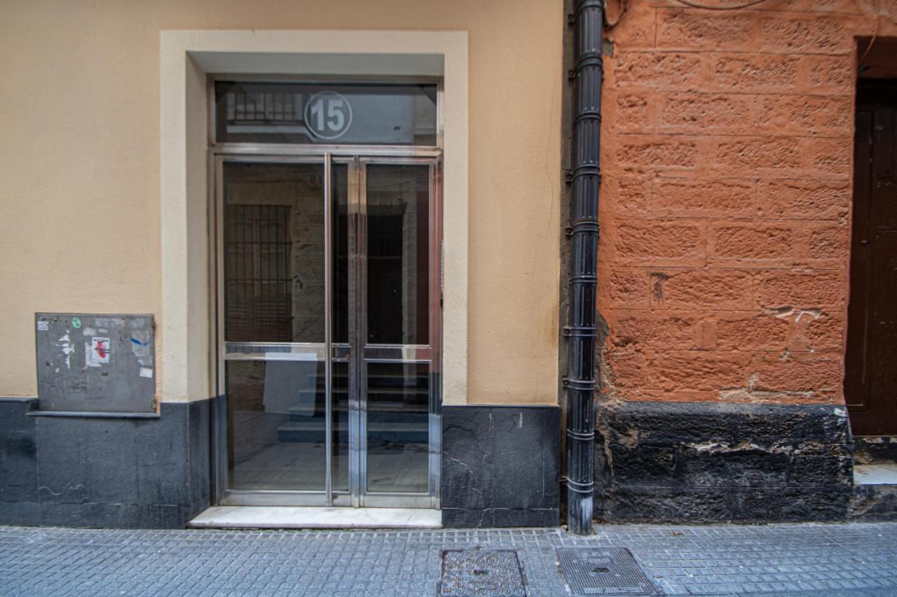 Apartamento Las Letras Gaditanas Cadiz Bagian luar foto